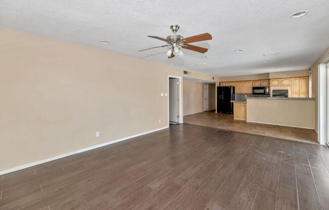 1128 E Broadmor Dr, Tempe, AZ 85282