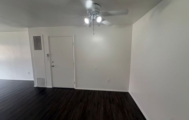 1 bed, 1 bath, 713 sqft, $2,075, Unit A147