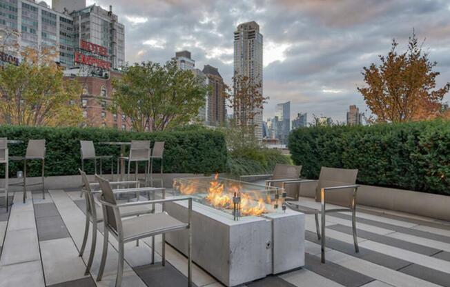 1 bed, 1.5 baths, 940 sqft, $7,000, Unit 14F