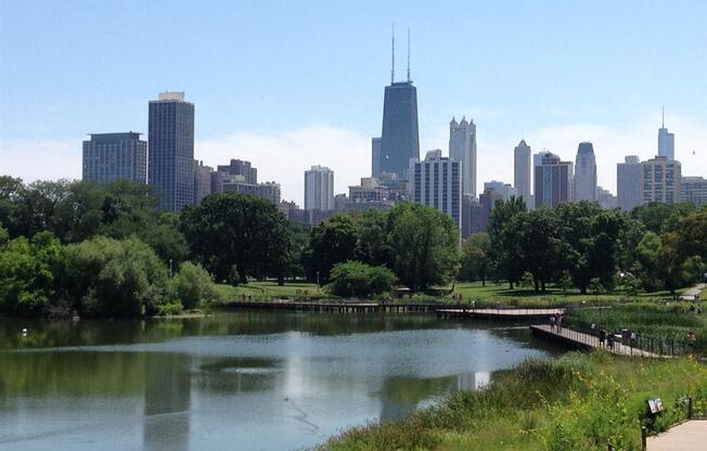 Welcome to Park View Apartments in Lincoln Park, Chicago