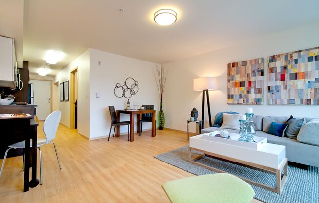 1 bed, 1 bath, 540 sqft, $1,347, Unit 405