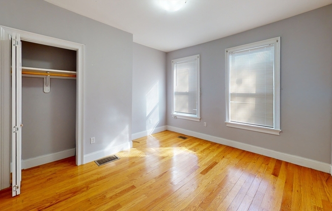 2 beds, 2 baths, 950 sqft, $2,550, Unit 1