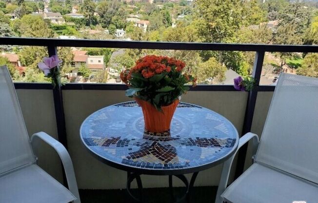 2 beds, 2 baths, 1,099 sqft, $4,500, Unit 1210