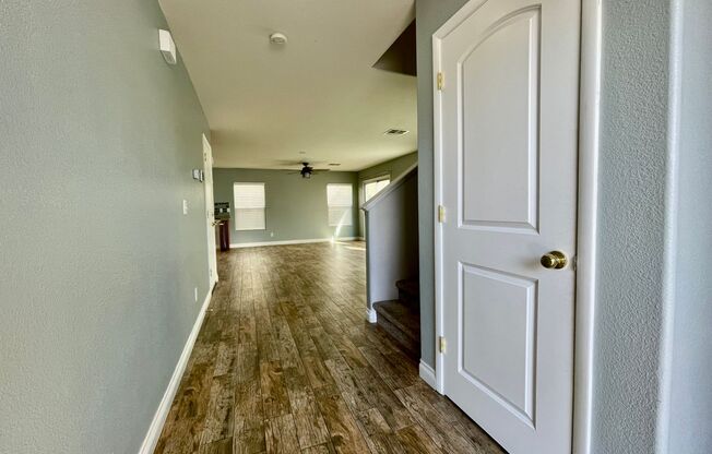 Home For Rent! Silverado Ranch 3beds/2Baths