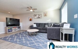 3 beds, 2.5 baths, $1,800