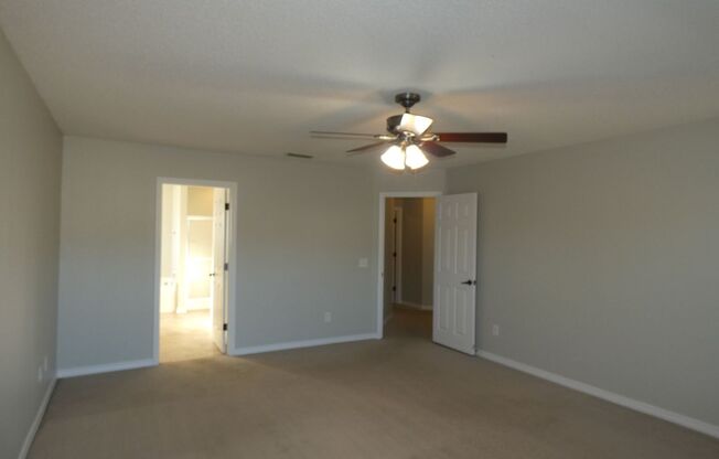 4 beds, 2 baths, $1,900