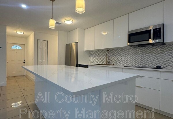 5042 PUEBLO ST