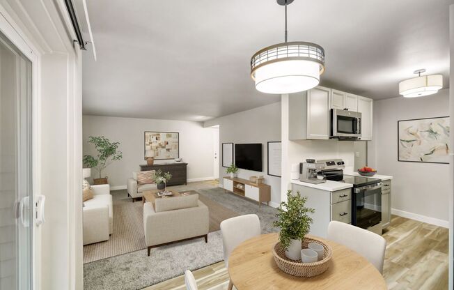 2 beds, 1 bath, 900 sqft, $2,150, Unit Apt. 101