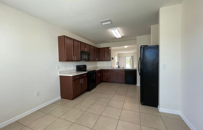 3 beds, 2 baths, $1,999