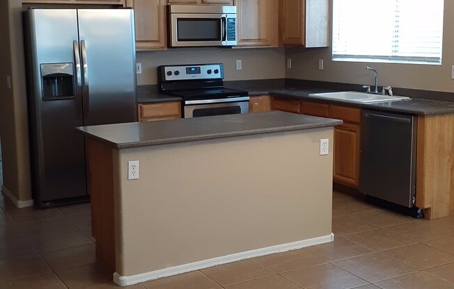 3 beds, 2 baths, $2,000