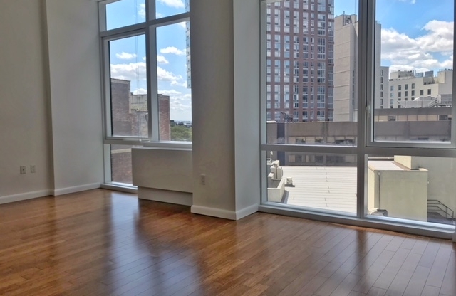 Studio, 1 bath, 512 sqft, $3,600, Unit 9H