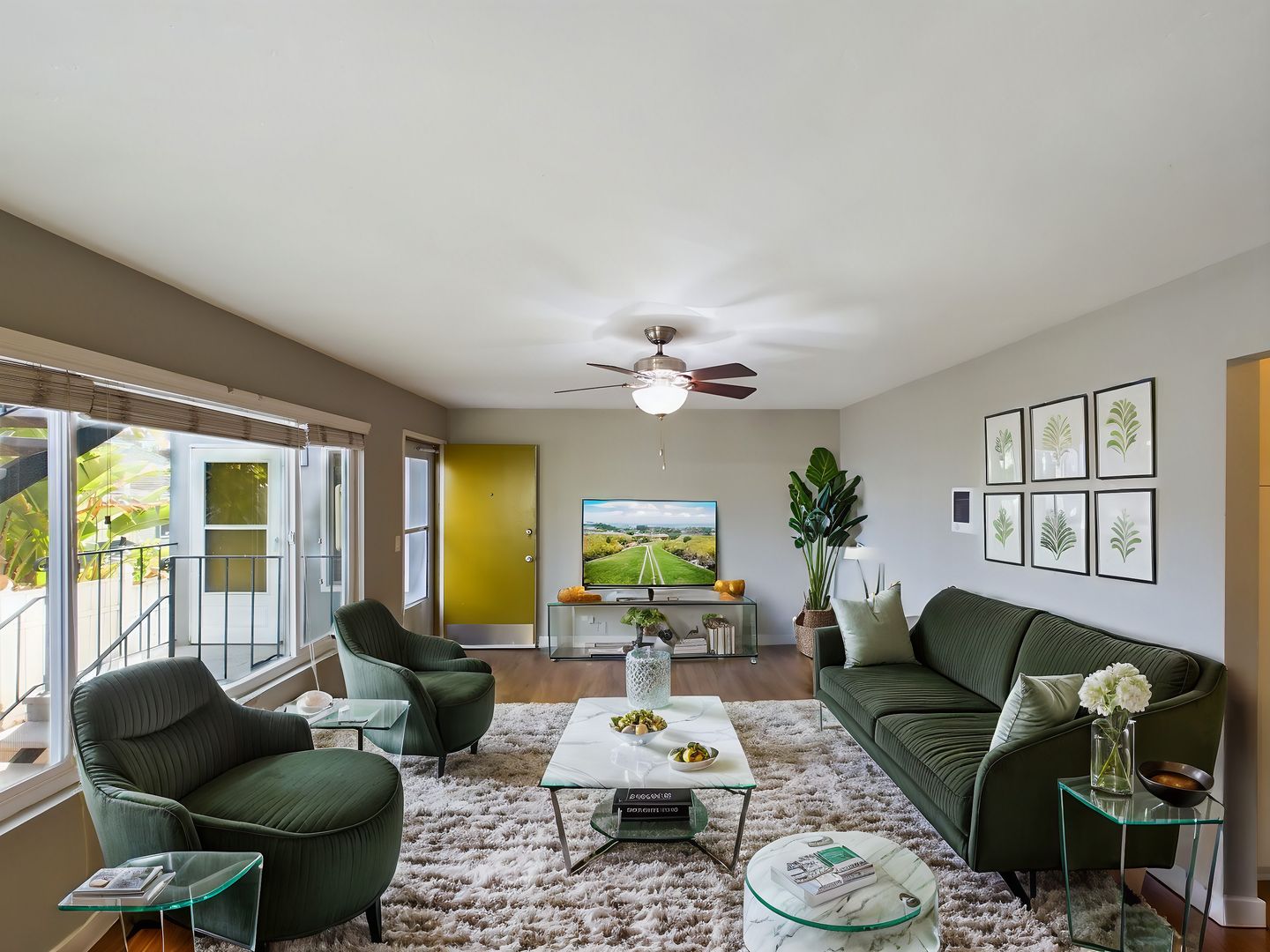 4018 Alabama Street - 2 Bedroom x 1bath - **** 1 month free with 14-month lease.