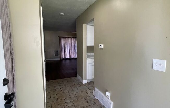 Beautiful 2 bed in Clearfield!