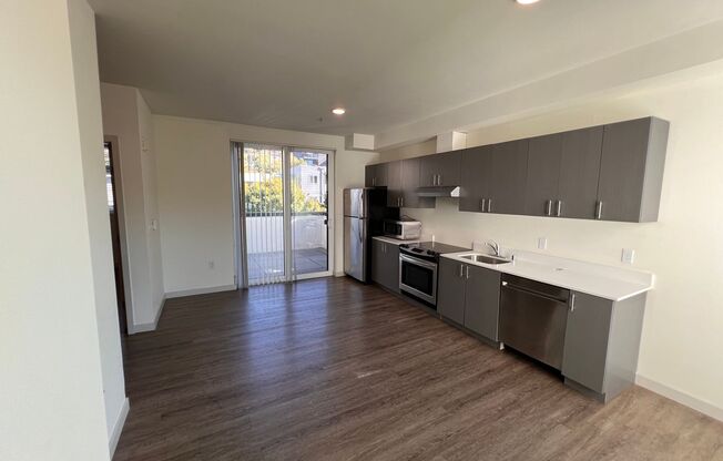 2 beds, 1 bath, 711 sqft, $1,845, Unit 308 MFTE