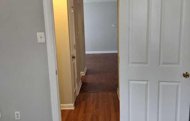 1 bed, 1 bath, $1,225, Unit Unit 102