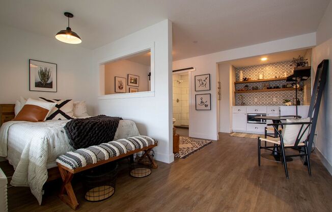 Studio, 1 bath, $1,145, Unit 233