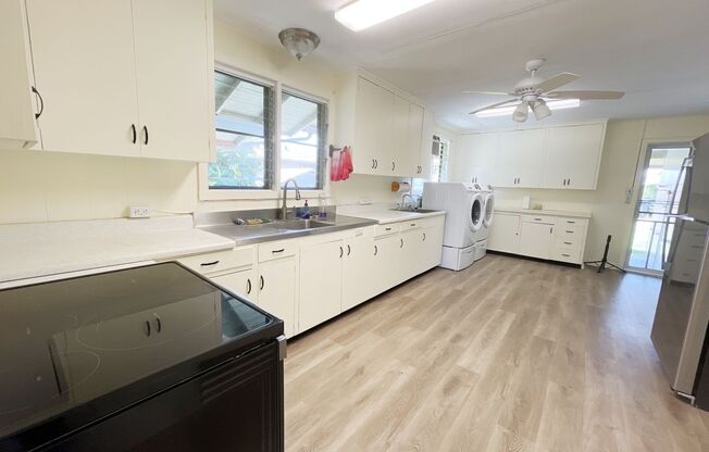 Halawa Heights 3 bedroom, 1 bath Duplex