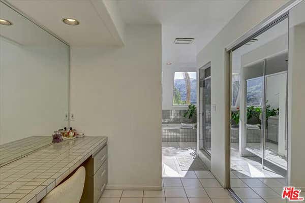 1 bed, 1 bath, 1,200 sqft, $3,495