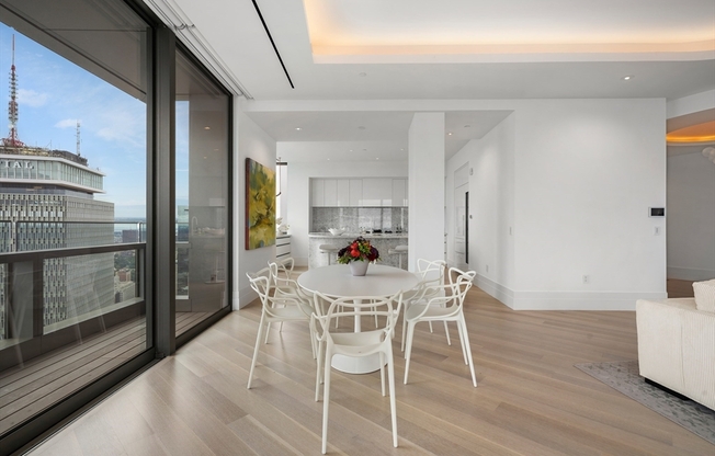 3 beds, 3.5 baths, 3,696 sqft, $60,000, Unit 5801