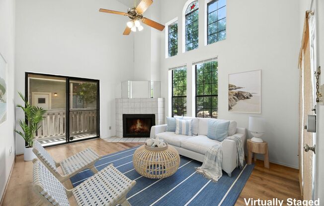FABULOUS walkable/bikeable 3BR with parking in Hyde Park
