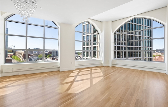 360 NEWBURY