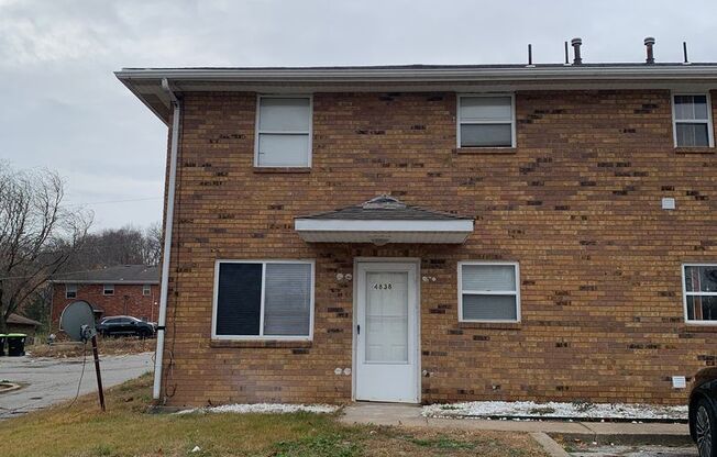 Homestead Villas 4-Plex/Fortnoff Props