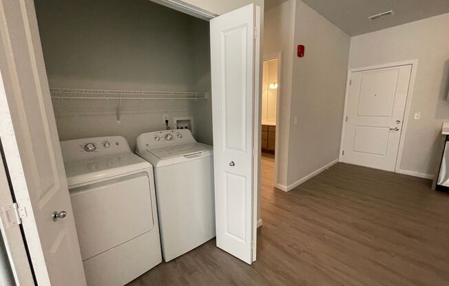 2 beds, 2 baths, 891 sqft, $1,150, Unit 1140-111