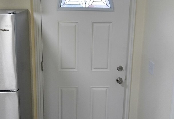 Brand new in law/studio unit with private entrance!