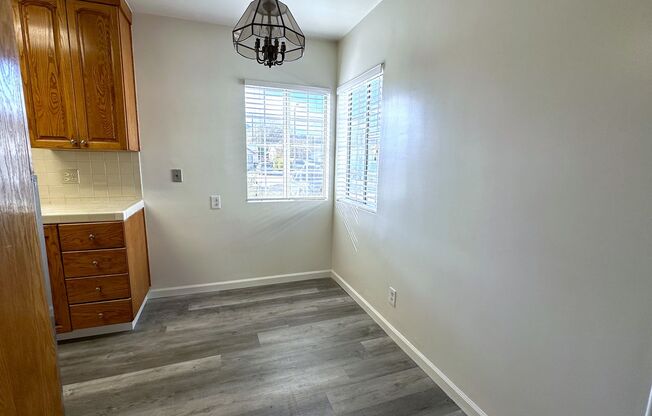 Modern Elegance and Tranquility: Remodeled 3BR/2BA Gem with Expansive Backyard in Chatsworth