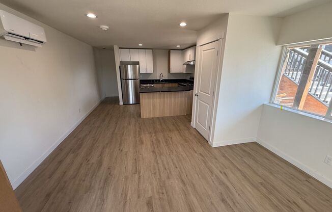 Kamden Place: Leasing Specials! Balconies, Lawn Space, Quiet Community in Pasco