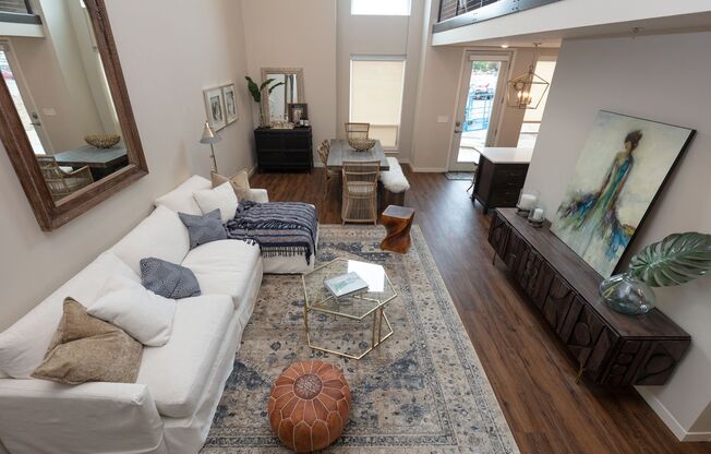 1 bed, 1 bath, 1,232 sqft, $2,695, Unit 113