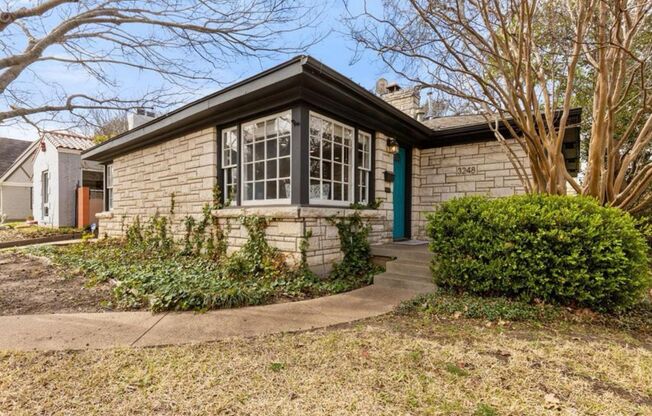 TCU - 3248 Cockrell Avenue