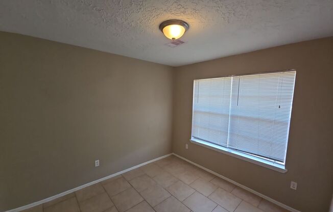 3 beds, 2 baths, $1,635