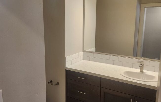 2 beds, 2.5 baths, 1,050 sqft, $1,750, Unit 6315 - 102