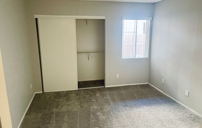 1 bed, 1 bath, 650 sqft, $2,450