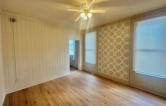 1 bed, 1 bath, $1,200