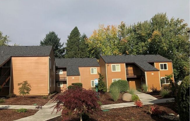 1 bed, 1 bath, 700 sqft, $1,175, Unit 34