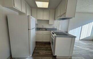 Welcome Home to La Casa Balboa +55 Community - 1 Month OFF FIRST FULL MONTH!!