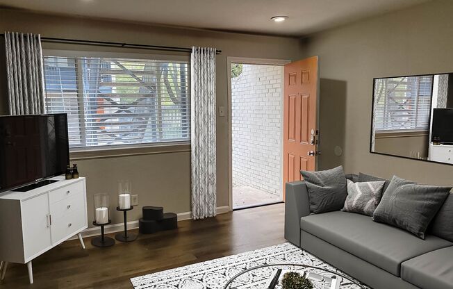 1 bed, 1 bath, 600 sqft, $975, Unit 106