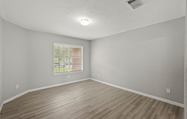 2934 CYPRESS IS DR