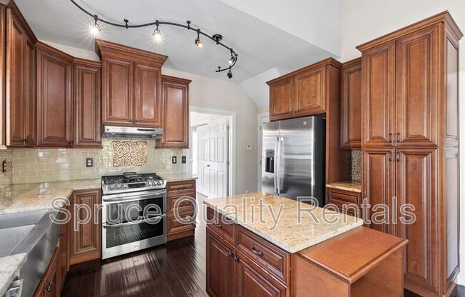 1305 GOLDSPOT CT