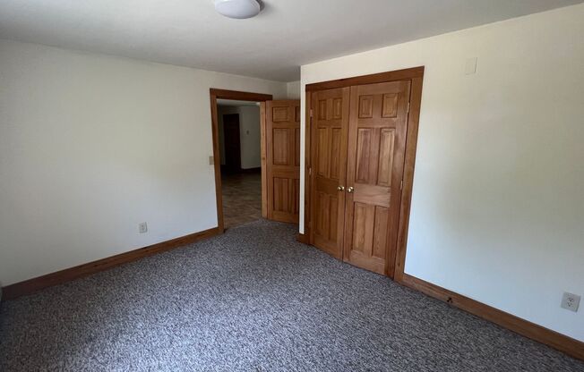 4 beds, 1 bath, $3,500, Unit Unit 1