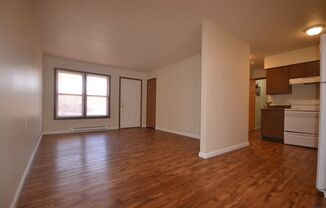 1 bed, 1 bath, 680 sqft, $525, Unit 11