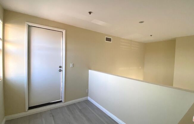 1 bed, 1 bath, $2,200, Unit 401