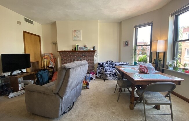 52 Gainsborough St 1