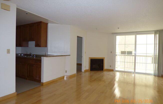 1 BEDROOM/1 BATH APARTMENT - NEAR UCLA CAMPUS & WESTWOOD VILLAGE