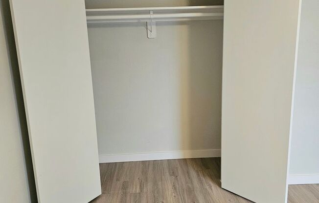 1 bed, 1 bath, 700 sqft, $1,224, Unit LAW9-108