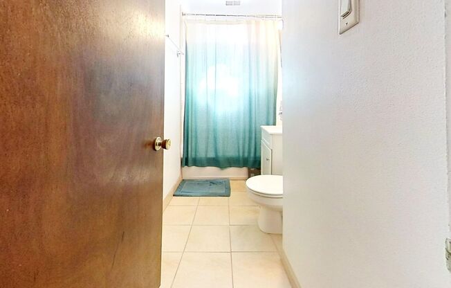 1 bed, 1 bath, 815 sqft, $2,200, Unit 1313 1A