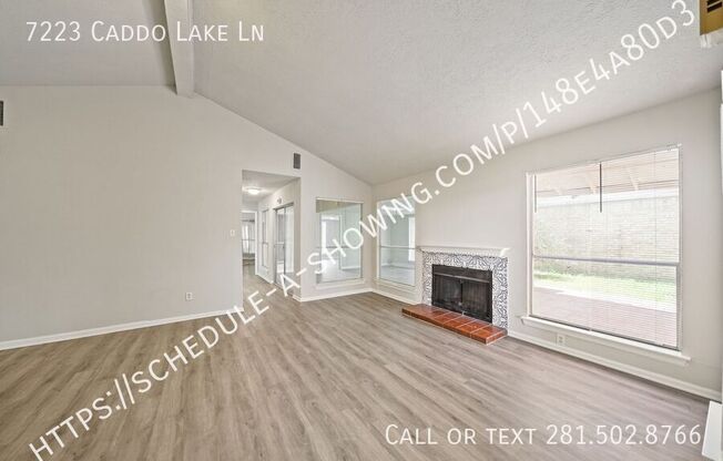 7223 CADDO LK LN
