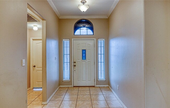 2542 WINDROSE DR